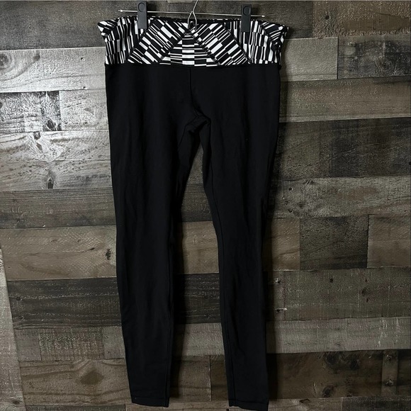 SOLD Lululemon Leggings 12 - Picture 1 of 7